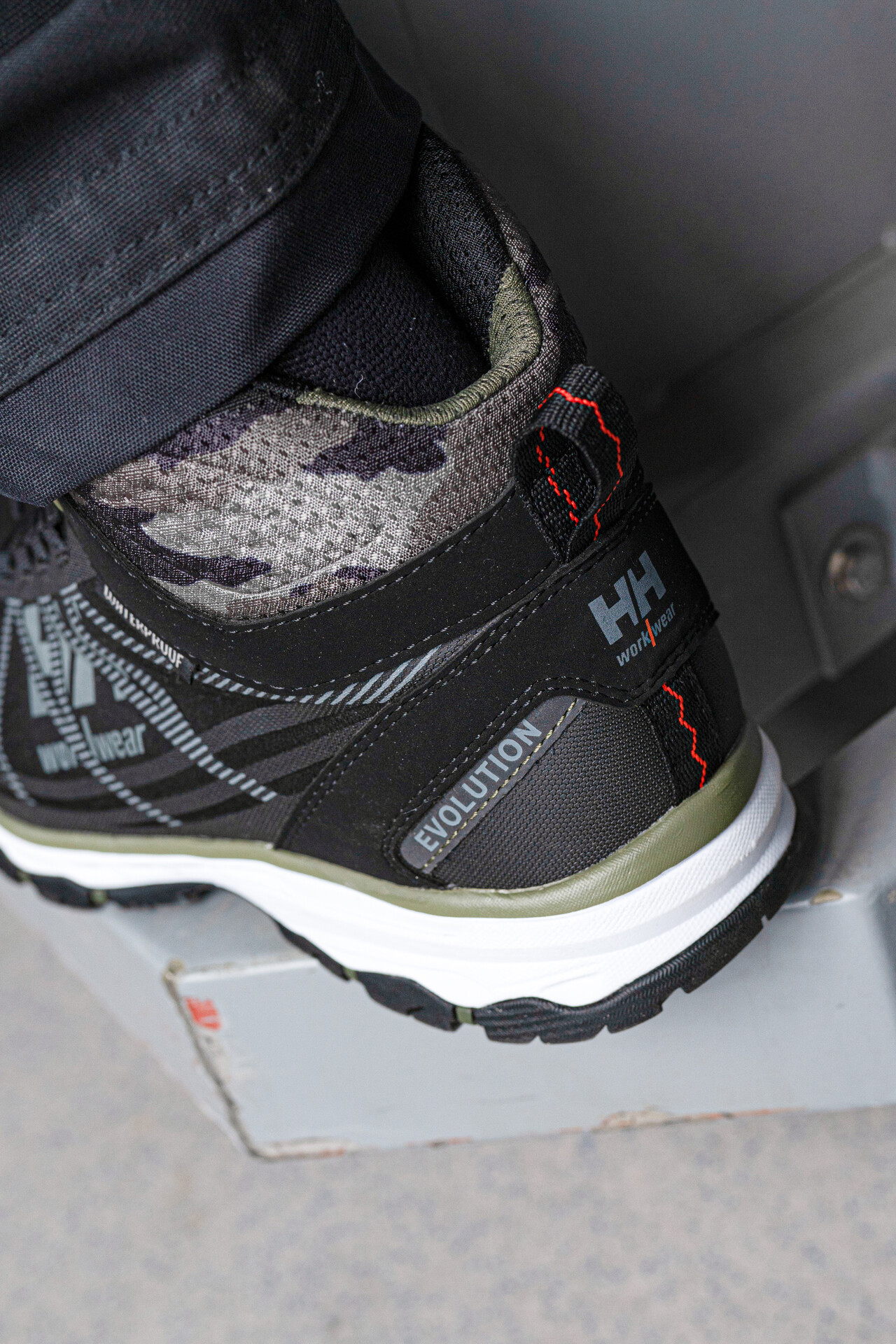 Skyddskängor Helly Hansen Chelsea Evo, S3 HT, kamouflage - Bild 6